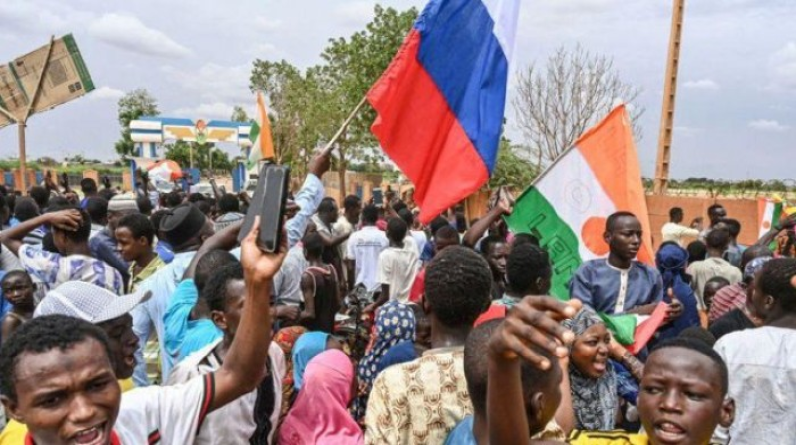 تنتظر إذنا.. برلمان إيكواس يشكل لجنة للقاء قادة انقلاب النيجر