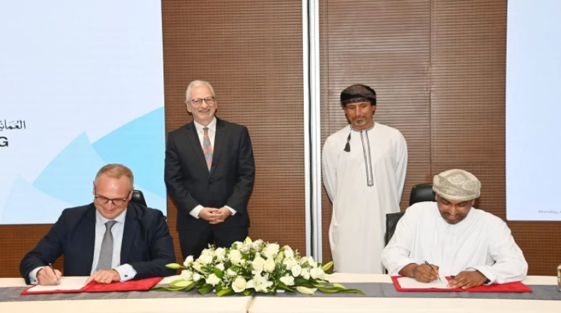 سلطنة عمان توقع أول صفقة لتصدير الغاز المسال مع شركة ألمانية