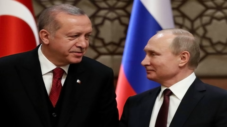 مستشار أردوغان ينفي فتور العلاقات مع روسيا