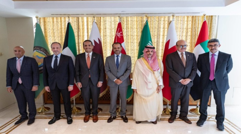 وزراء خارجية الخليج يطالبون العراق بحل أزمة ميناء خور عبدالله