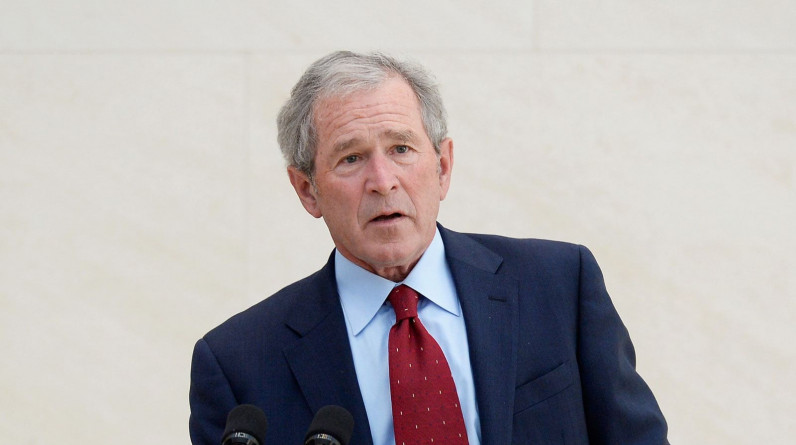 صادق الطائي يكتب: عراقي حاول اغتيال الرئيس بوش الابن