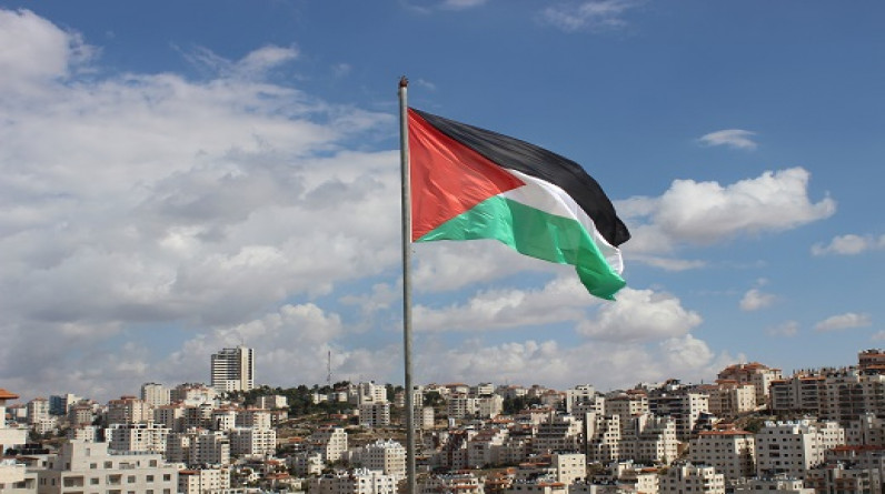 د.مصطفى اللداوي يكتب: البيتُ الفلسطيني خَرِبٌ وصورتُه قاتمةٌ وسمعتُه سيئةٌ