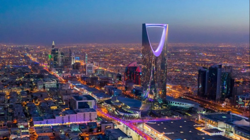 بلومبرج: الاقتصاد السعودي يسجل معدلات نمو أعلى من الأمريكي والصيني في 2022