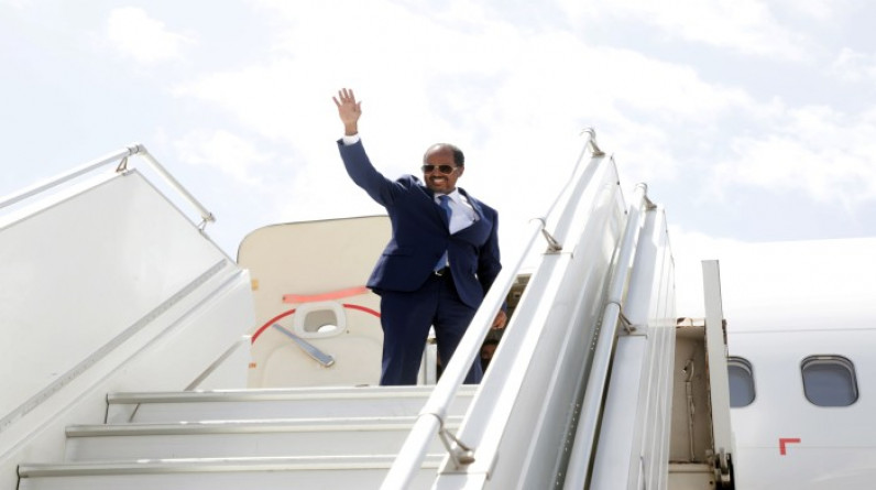 لطي سنوات من التوتر.. رئيس الصومال الجديد يزور الإمارات بدعوة من بن زايد