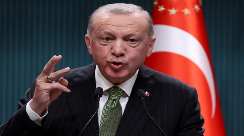 أردوغان يتعهد برد مناسب على إغلاق دول غربية قنصلياتها بإسطنبول