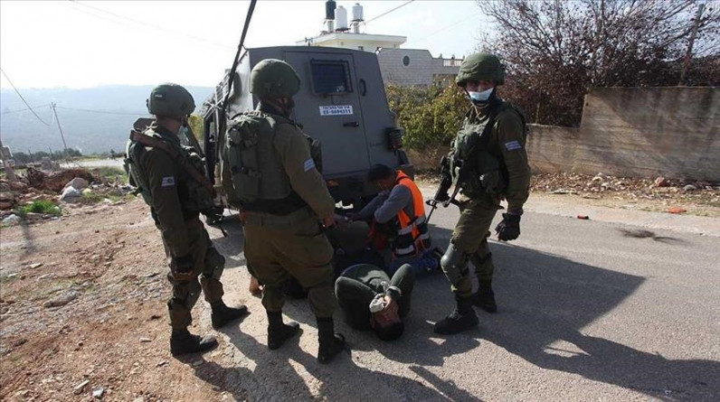 إصابة مواطن فلسطيني واعتقال 6 آخرين غربي أريحا