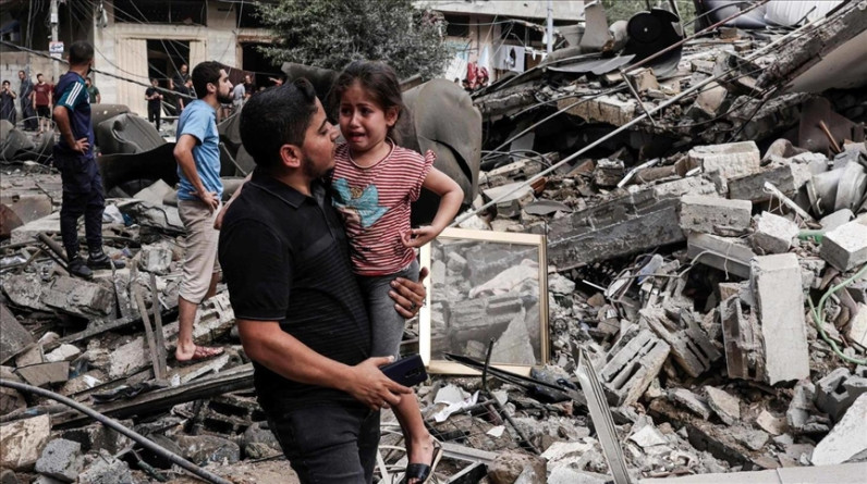 أستاذ علاقات دولية: ما يحدث بغزة كارثة بكل المعاني
