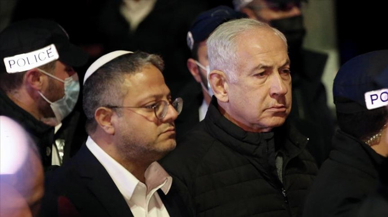 كاتب إسرائيلي: لقد حرضوا على قتل رابين وها هم الآن "يقتلون" ديمقراطية إسرائيل