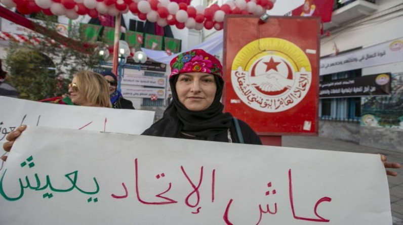 الطبّوبي منتقدا الرئيس التونسي: الشعارات للفقراء والعطايا “للمتملقين”- (فيديو)