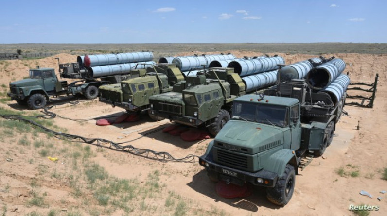 صحيفة إسرائيلية: روسيا أعادت أنظمة إس-300 من سوريا بسبب غزو أوكرانيا