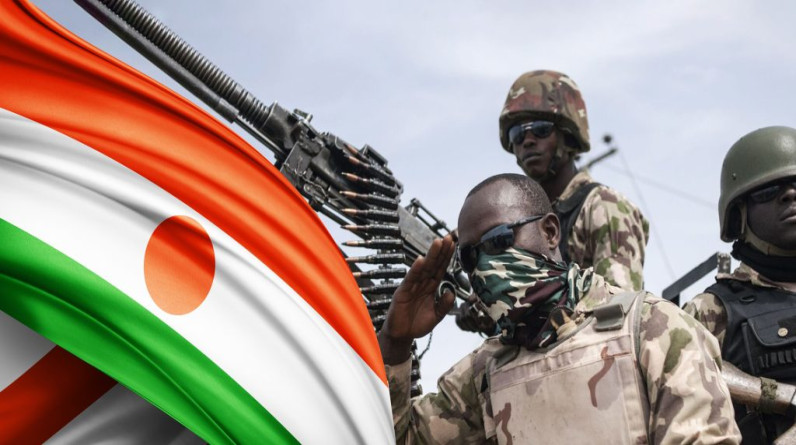 الإطاحة بـ”بازوم”: التداعيات المحتملة للانقلاب العسكري في النيجر